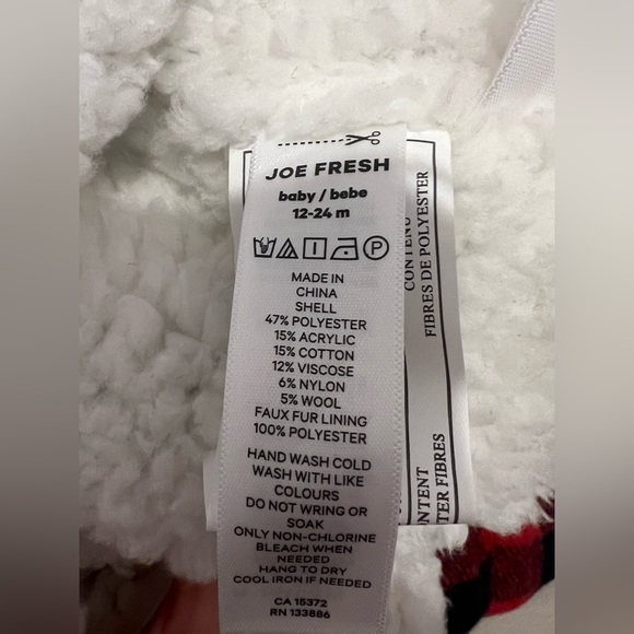 🎄 totally giftable🎁 Brand new with tag winter hat & mitten set. Size 12-24m - Picture 3 of 4